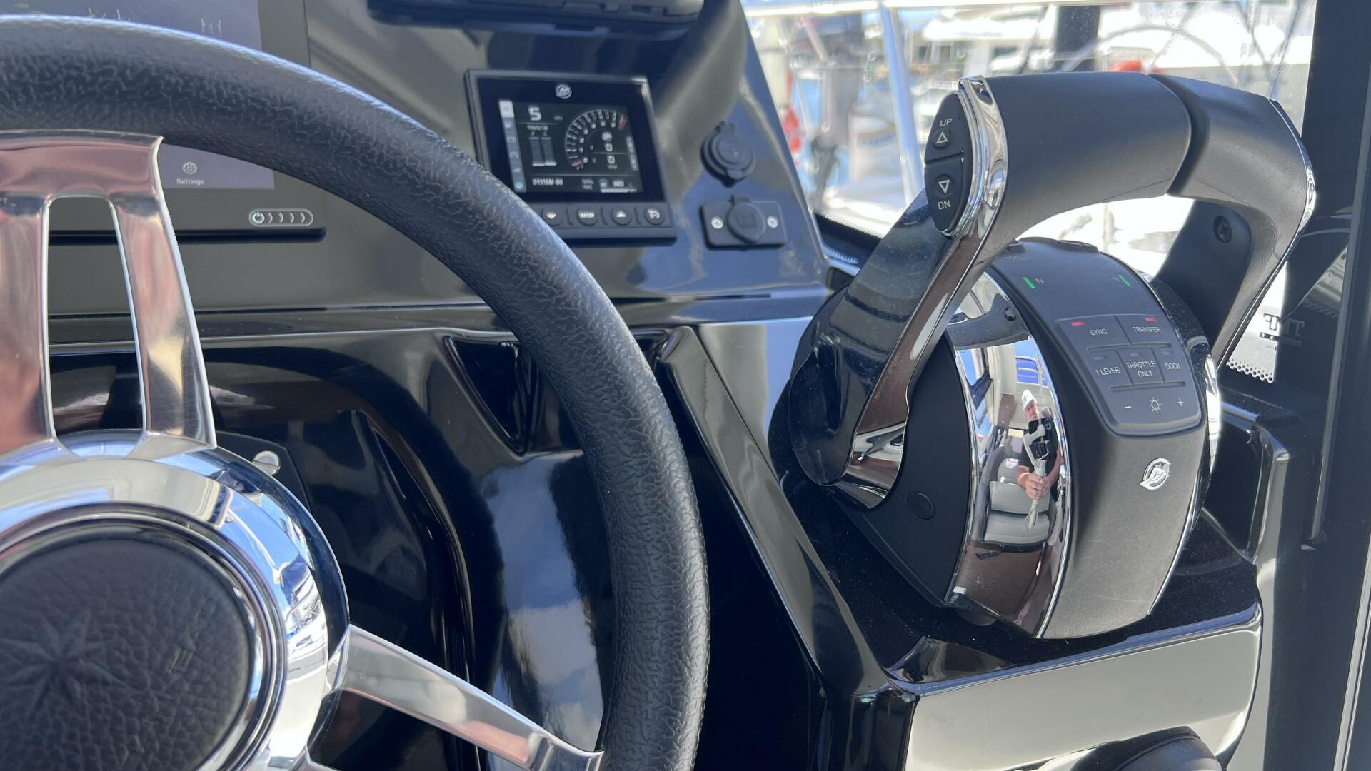 2020 Jeanneau Merry Fisher 1095 35ft Jeanneau Yacht For Sale 2020 Jeanneau Merry Fisher 1095 35ft Jeanneau Yacht For Sale