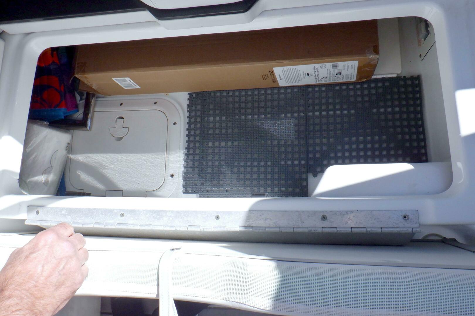 Ship Faced 35ft Formula Yacht For Sale Ship Faced 35ft Formula Yacht For Sale