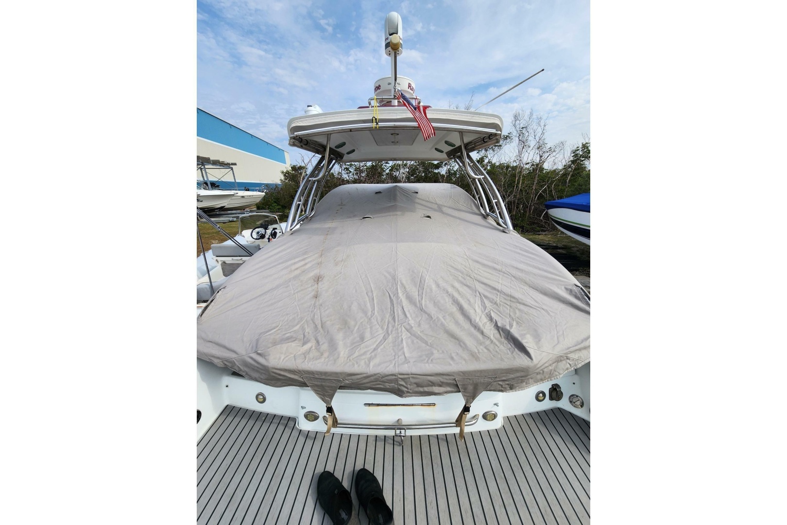 Ship Faced 35ft Formula Yacht For Sale