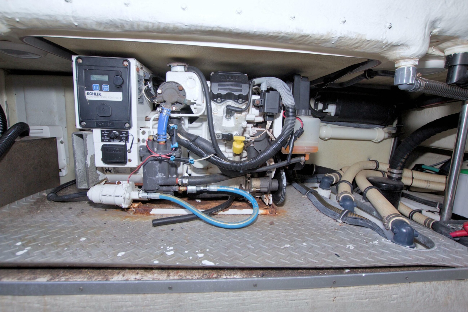 Ship Faced 35ft Formula Yacht For Sale