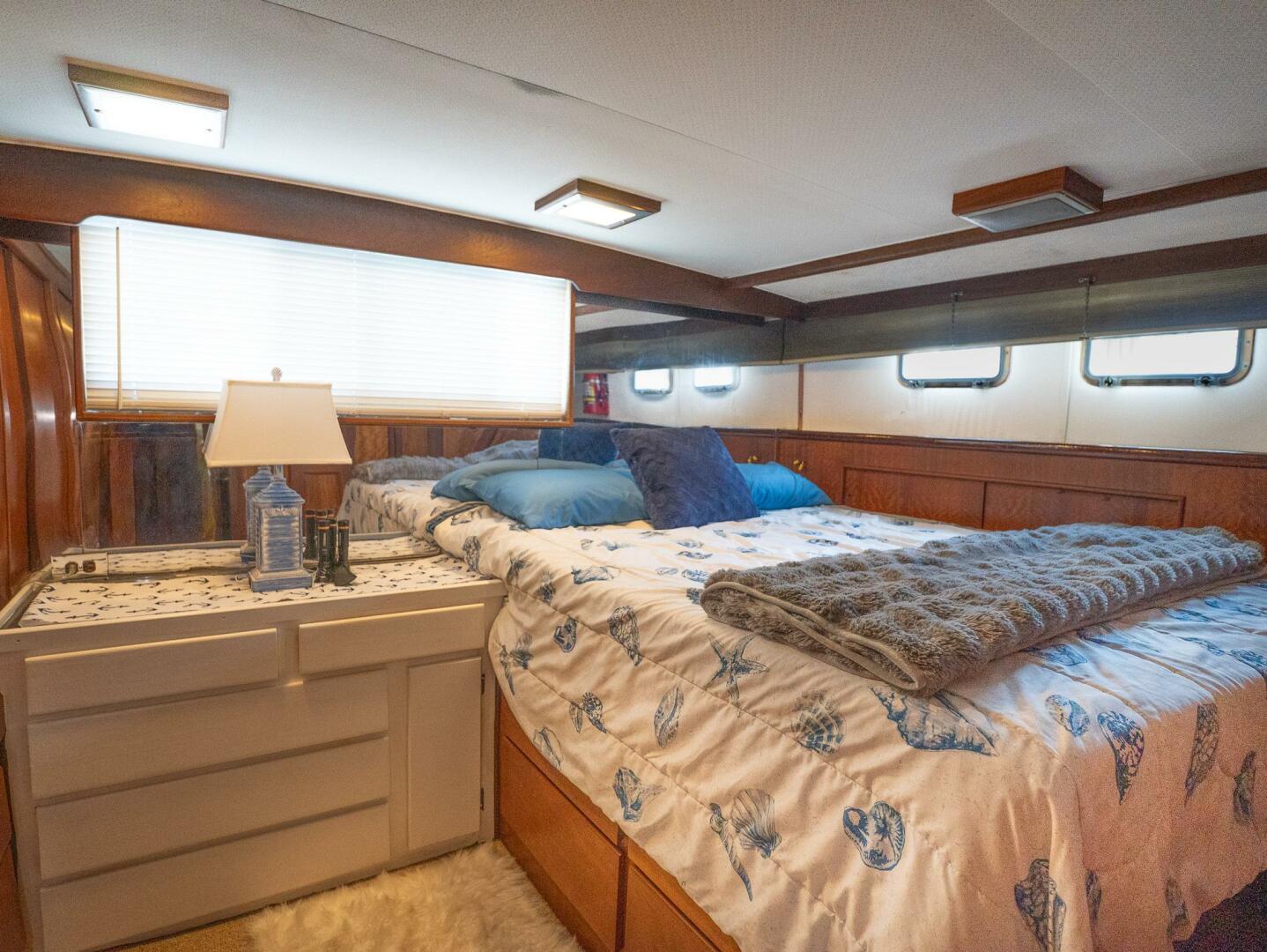 MasterPlan 58ft Hatteras Yacht For Sale
