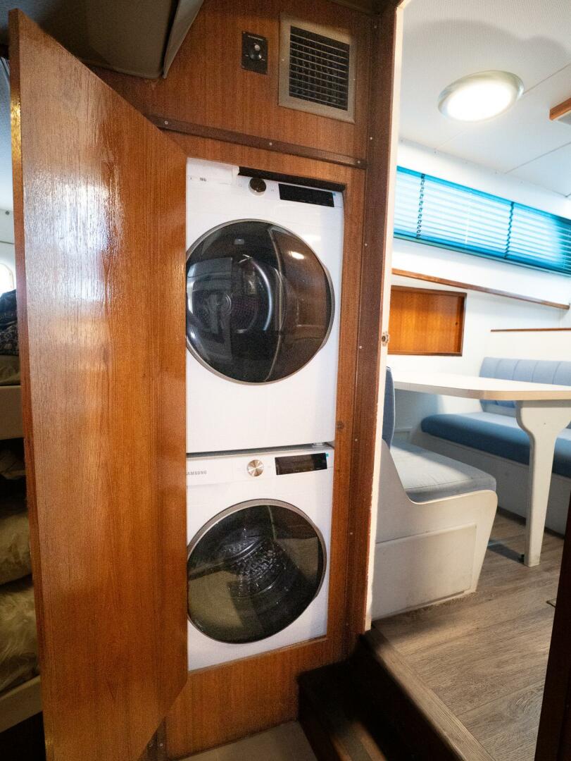 MasterPlan 58ft Hatteras Yacht For Sale