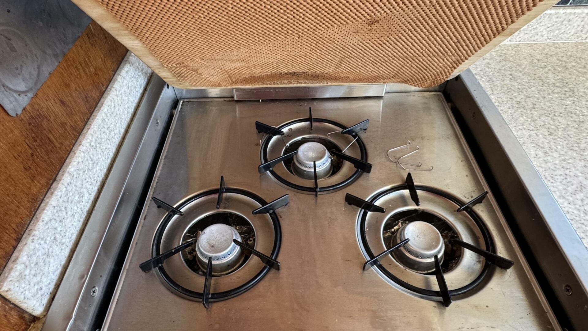 Nevadatude 39ft Mainship Yacht For Sale