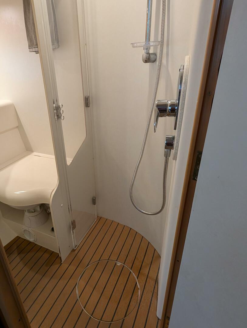 Different Drummer 50ft Viking Princess Yacht For Sale Different Drummer 50ft Viking Princess Yacht For Sale