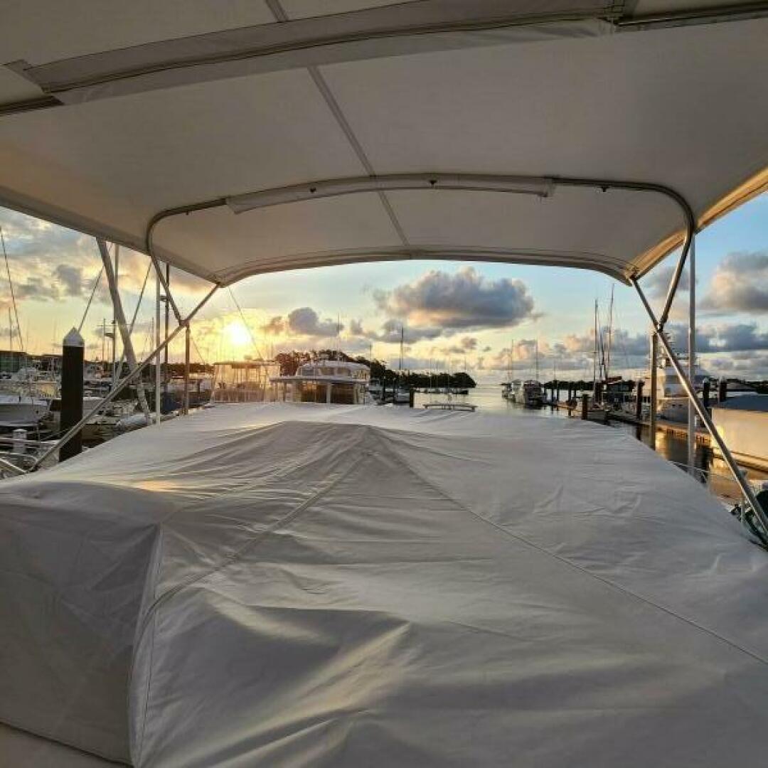 Different Drummer 50ft Viking Princess Yacht For Sale Different Drummer 50ft Viking Princess Yacht For Sale