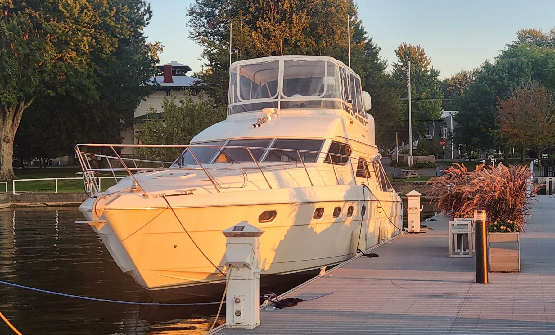 Different Drummer 50ft Viking Princess Yacht For Sale Different Drummer 50ft Viking Princess Yacht For Sale