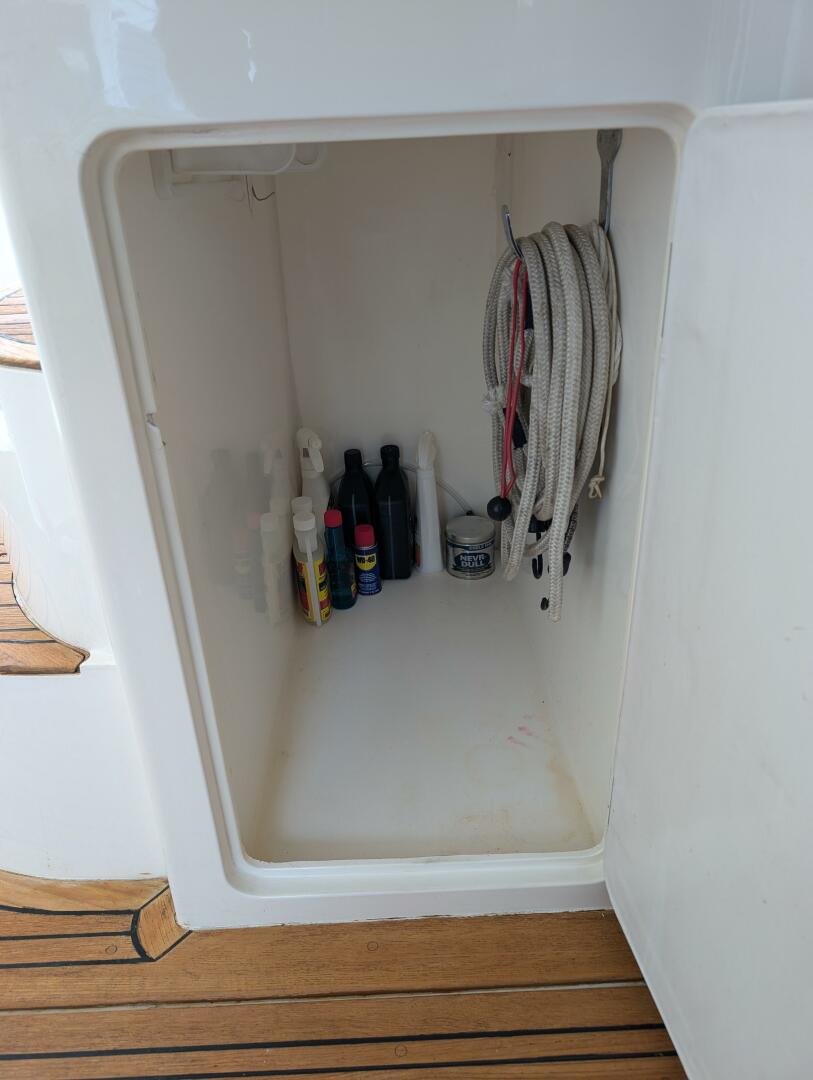 Different Drummer 50ft Viking Princess Yacht For Sale Different Drummer 50ft Viking Princess Yacht For Sale