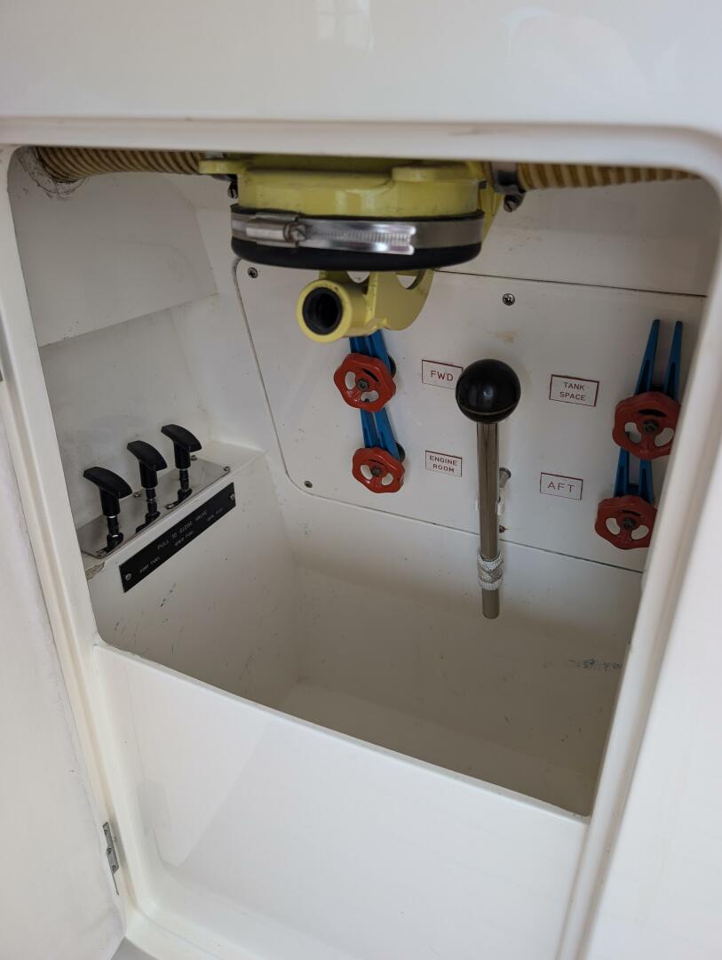 Different Drummer 50ft Viking Princess Yacht For Sale Different Drummer 50ft Viking Princess Yacht For Sale