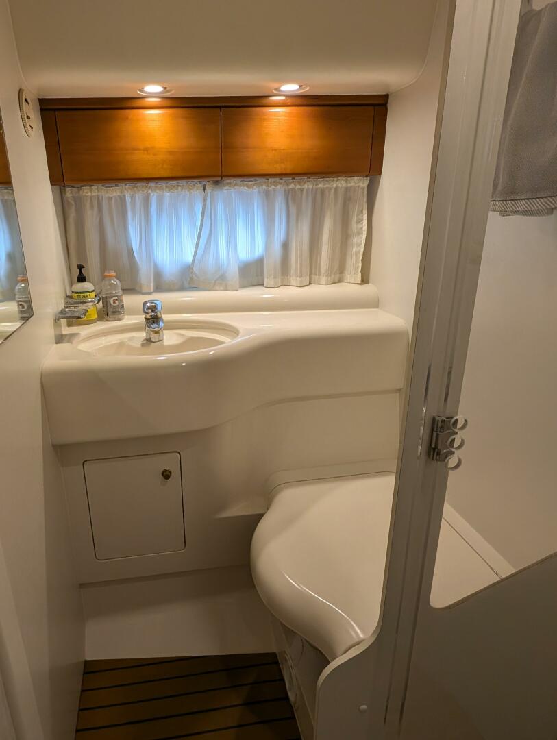 Different Drummer 50ft Viking Princess Yacht For Sale Different Drummer 50ft Viking Princess Yacht For Sale