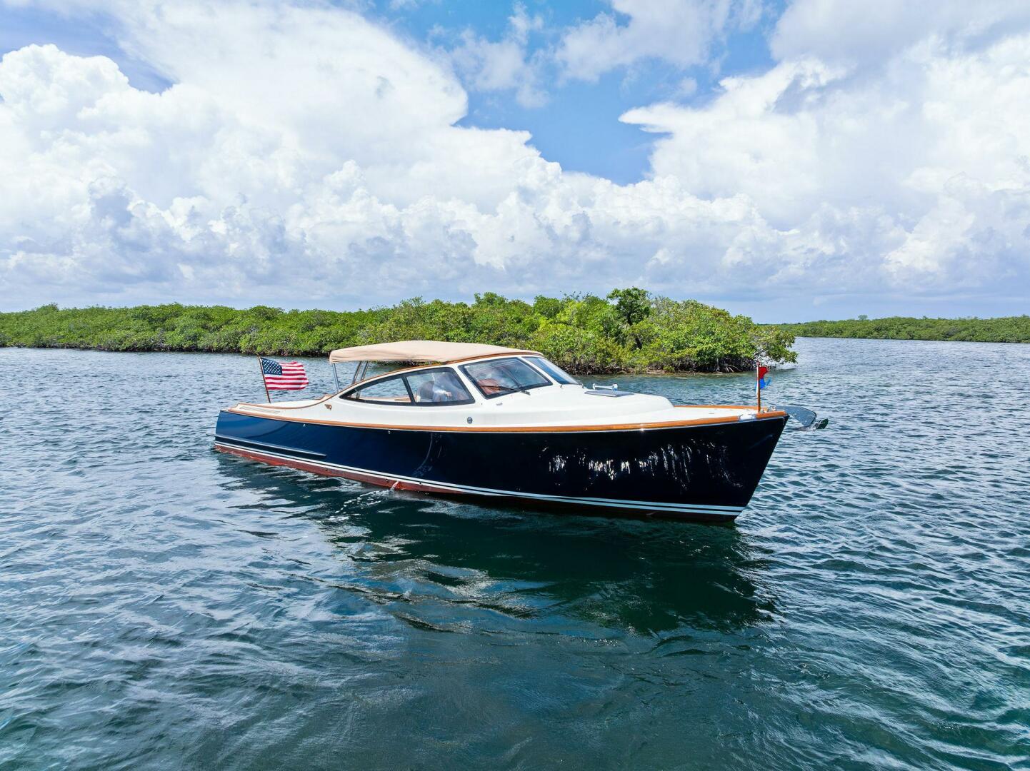 CAPRI 38ft Hinckley Yacht For Sale