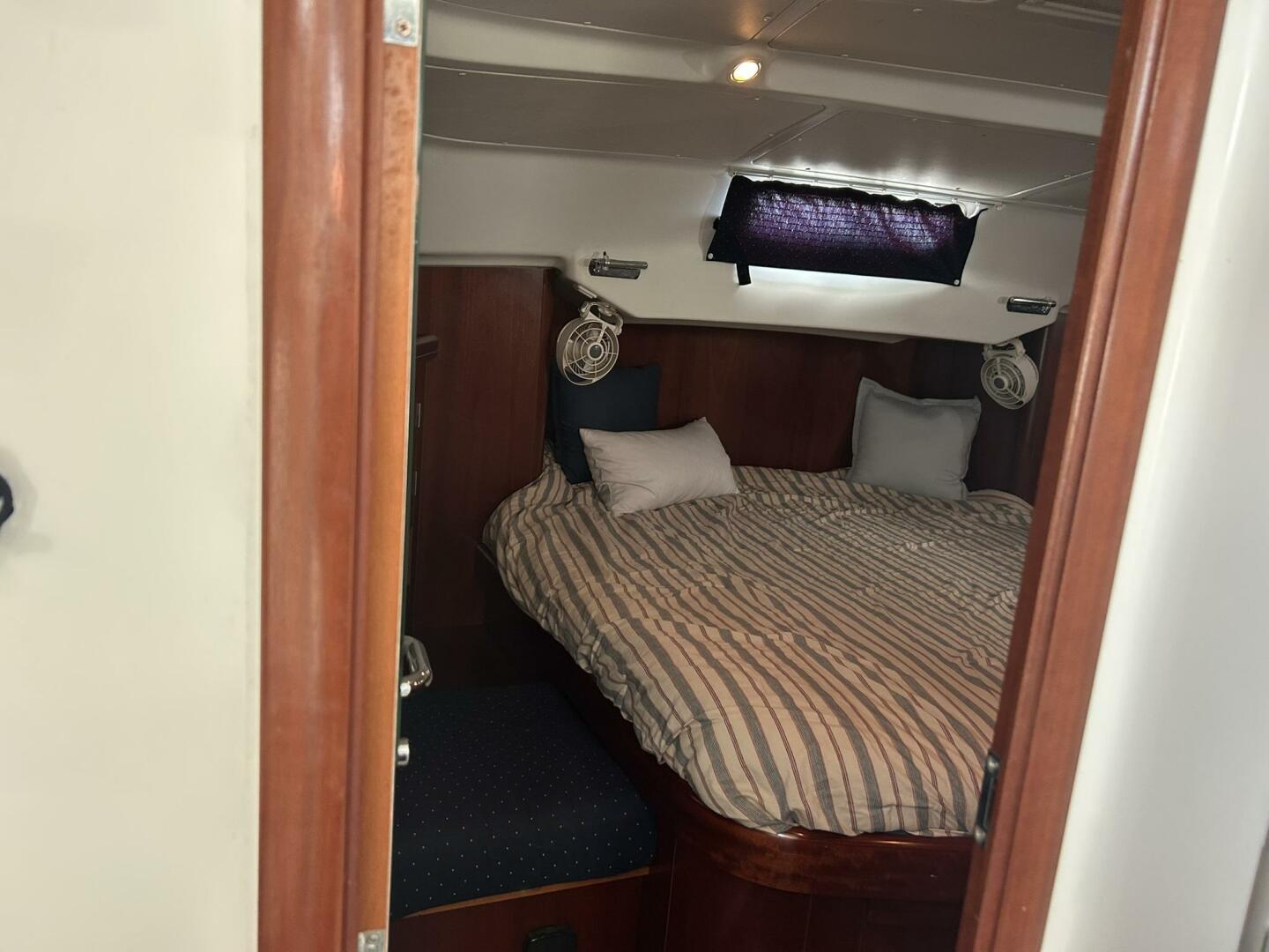 Sea No Evil 42ft Beneteau Yacht For Sale