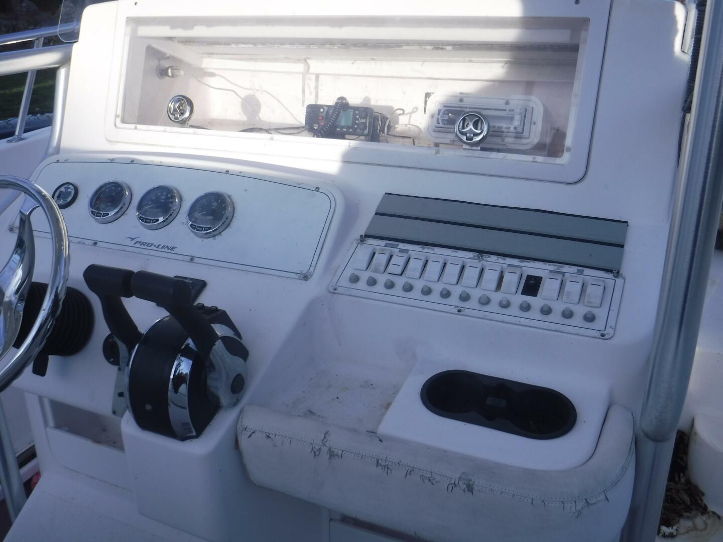 31ft Pro Line Yacht For Sale