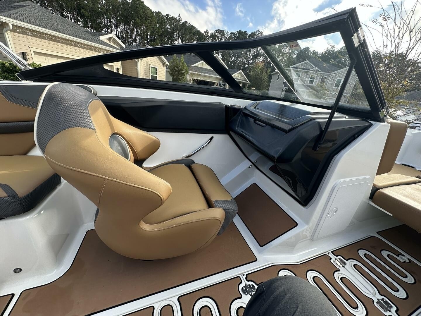 21ft Scarab Yacht For Sale