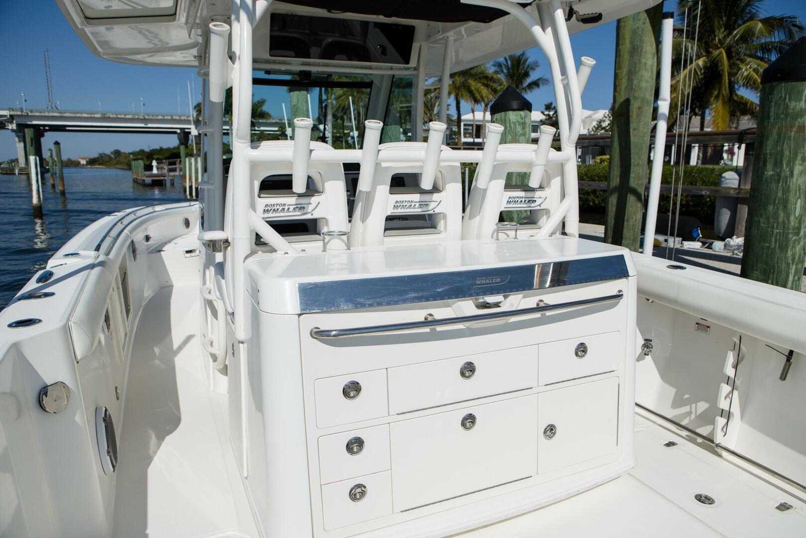 35 Boston Whaler 35ft Boston Whaler Yacht For Sale