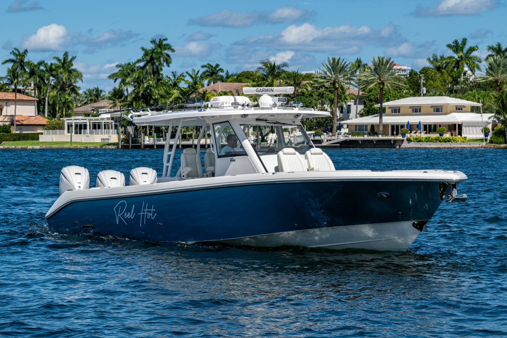 39ft Everglades Yacht For Sale