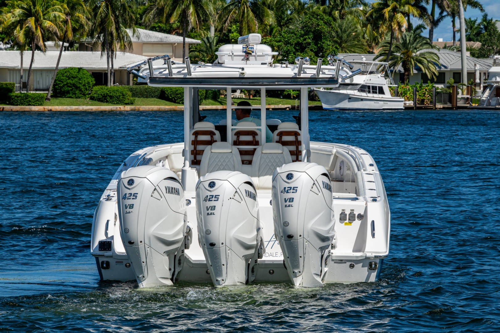 39ft Everglades Yacht For Sale