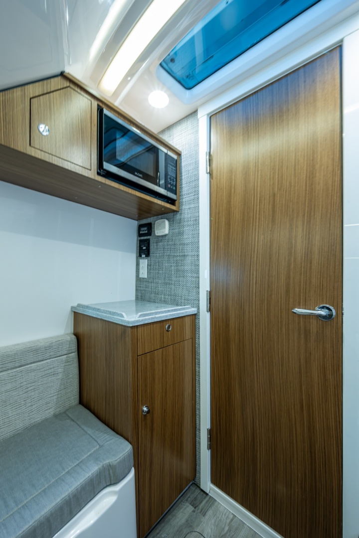 39ft Everglades Yacht For Sale
