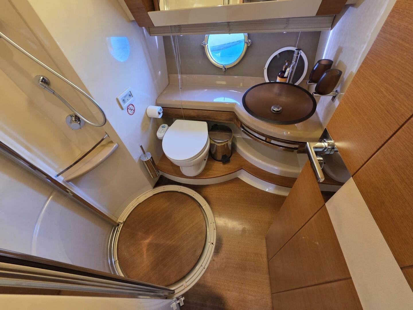 60ft Azimut Yacht For Sale