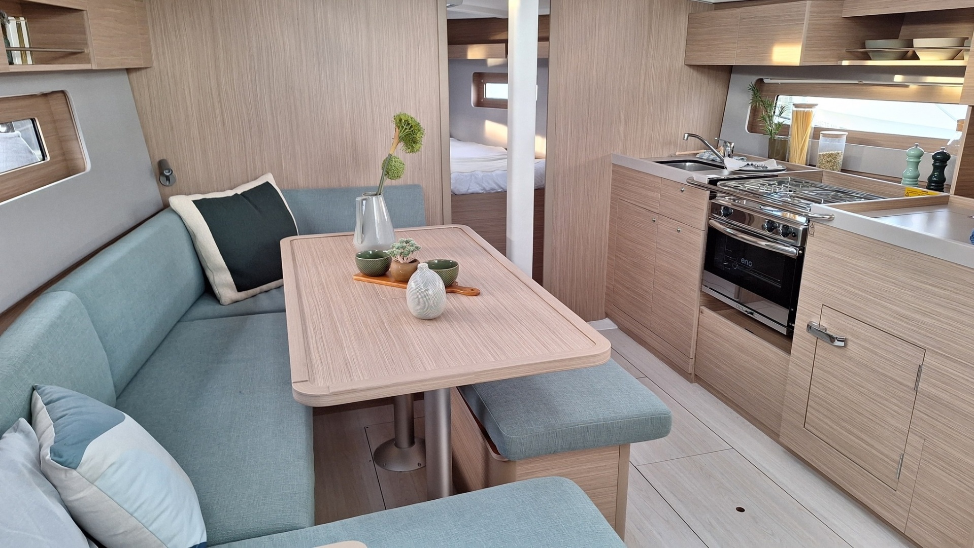 37ft Beneteau Yacht For Sale
