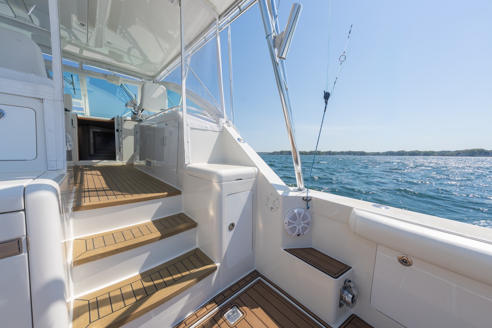Cabo 45 Express — EMMA - Photo 16