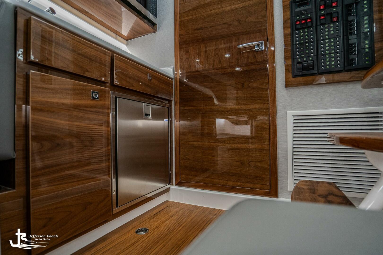 Knight Stalker 46ft Valhalla Boatworks Yacht For Sale