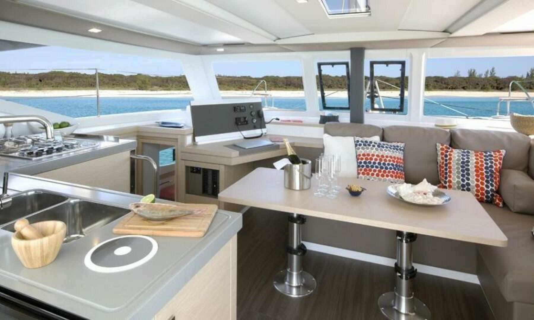 2019 Fountaine Pajot lucia