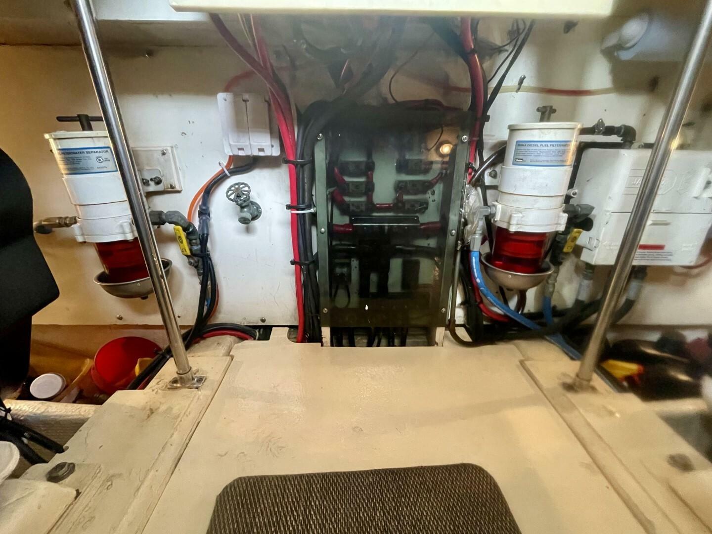 Musn t Touch It 38ft Egg Harbor Yacht For Sale Musn t Touch It 38ft Egg Harbor Yacht For Sale