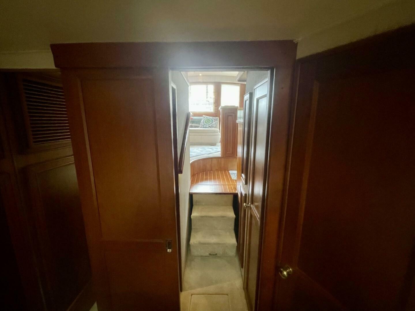 Musn t Touch It 38ft Egg Harbor Yacht For Sale Musn t Touch It 38ft Egg Harbor Yacht For Sale