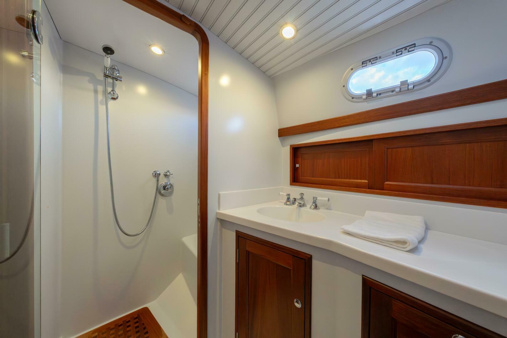 LU ELLA B 50ft New England Boatworks Yacht For Sale