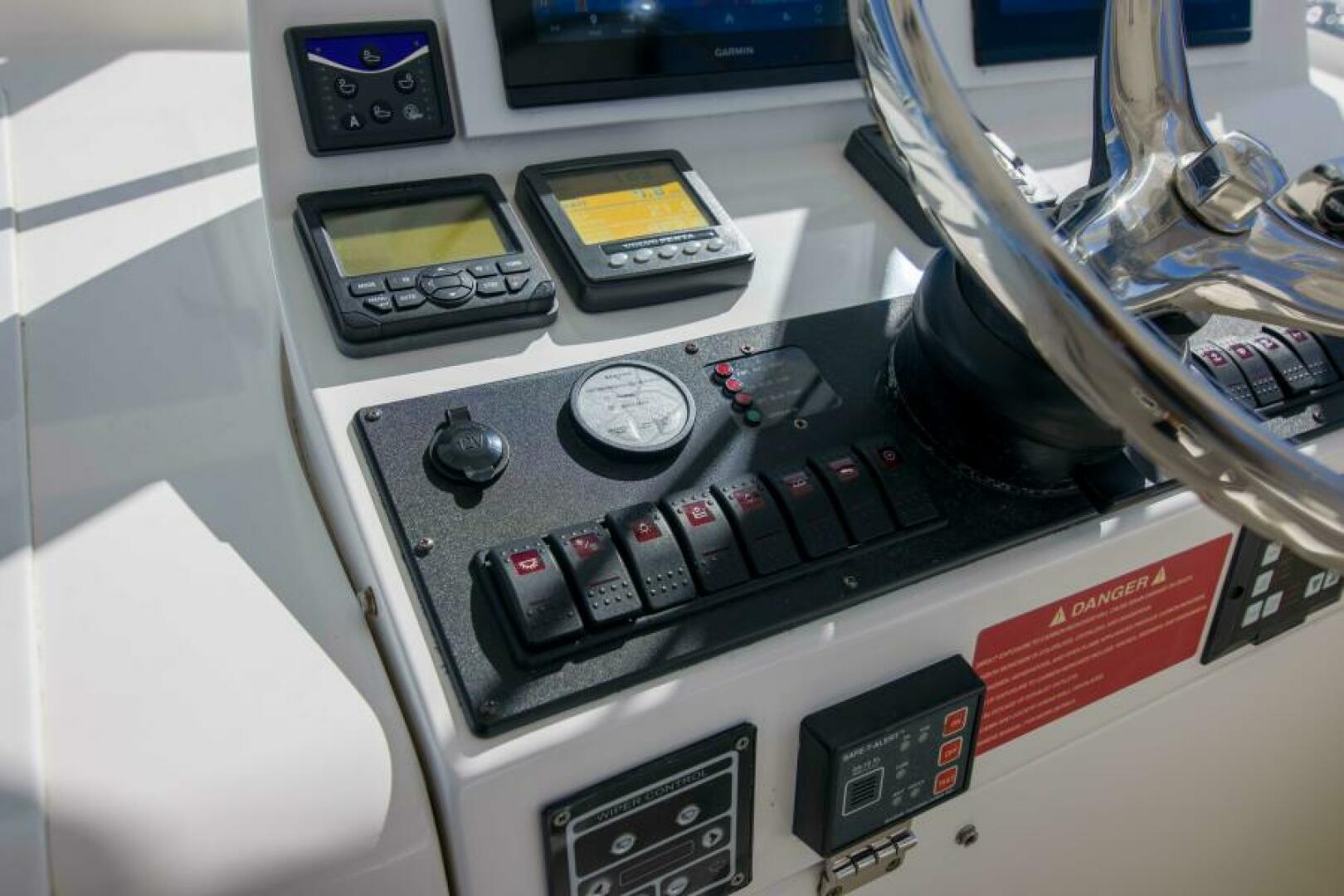 Date Night Keeping It Reel 37ft Luhrs Yacht For Sale Date Night Keeping It Reel 37ft Luhrs Yacht For Sale