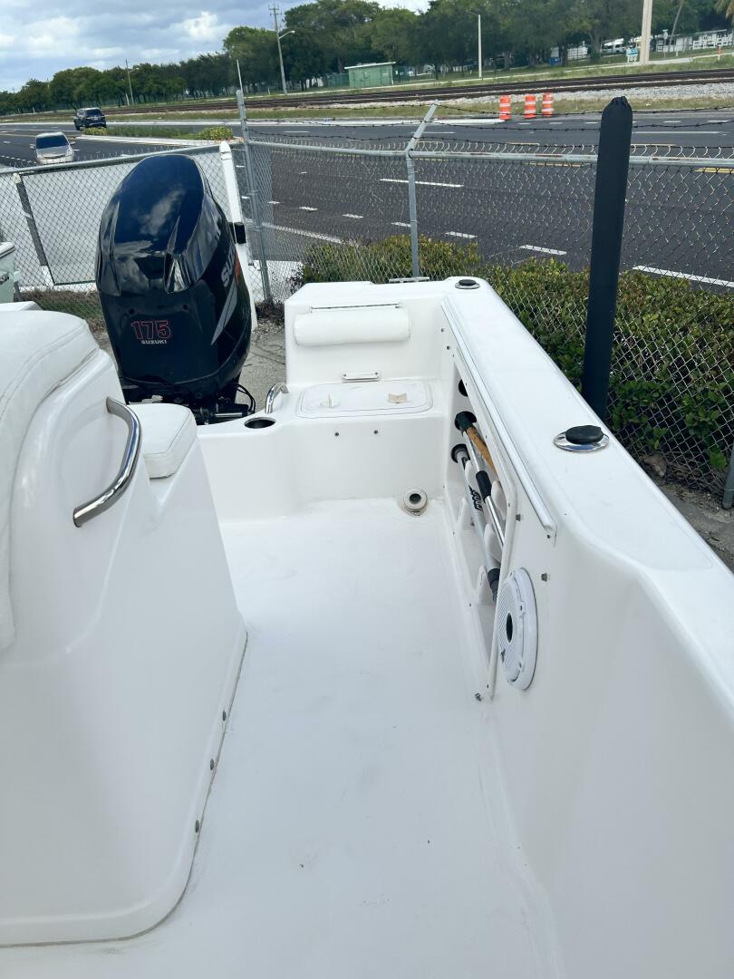 21ft Pro Line Yacht For Sale