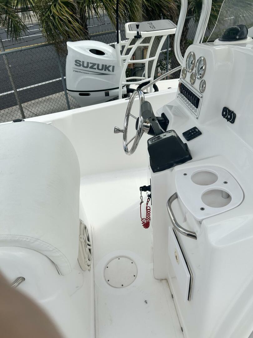 21ft Pro Line Yacht For Sale