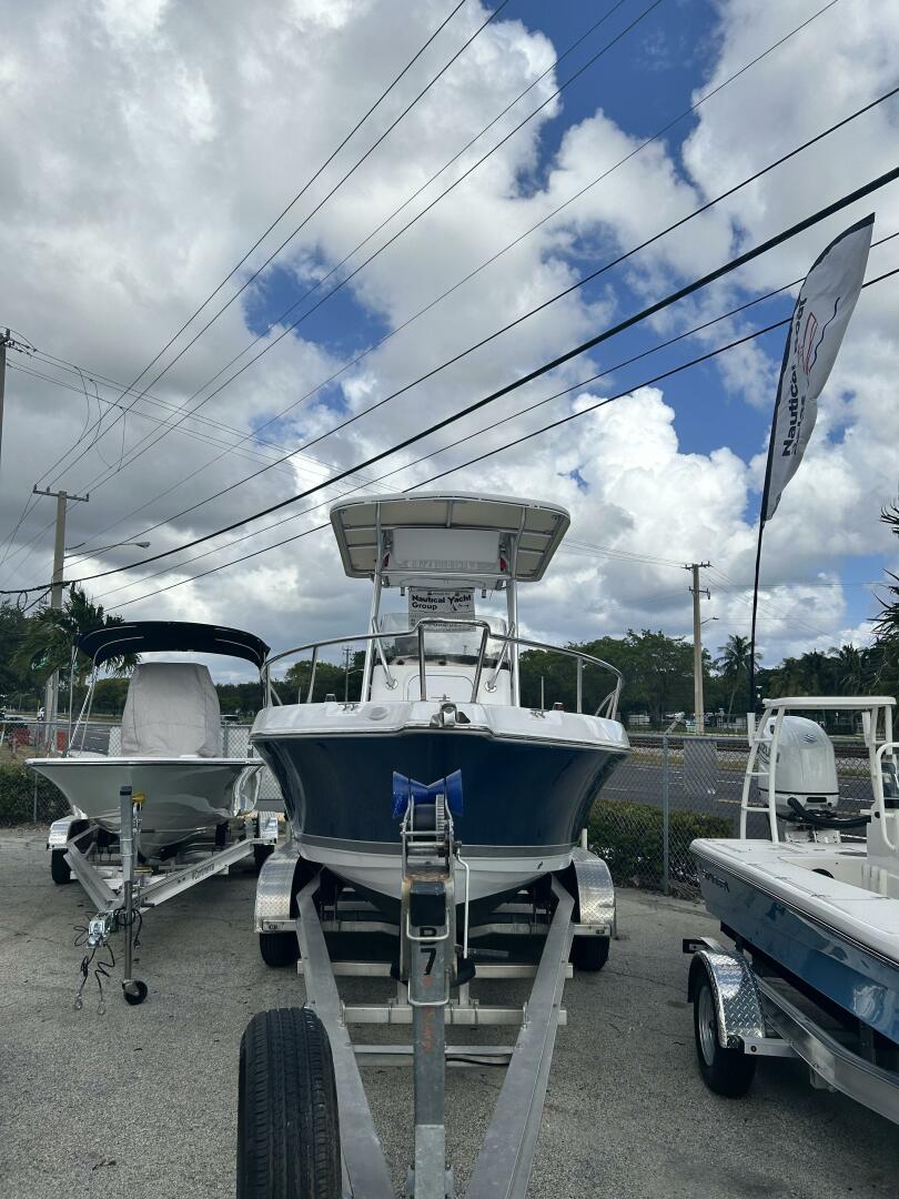 21ft Pro Line Yacht For Sale