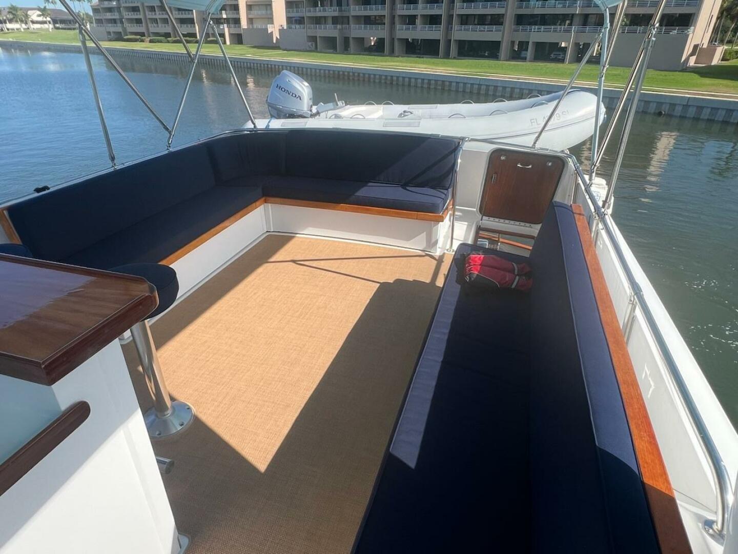 1985 Hatteras motor yacht