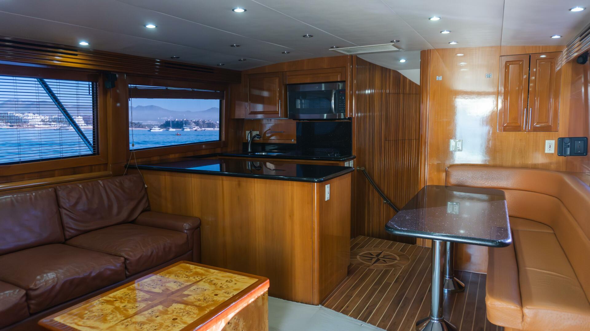 2001 Hatteras 60 Convertible - Sinyorita Salada