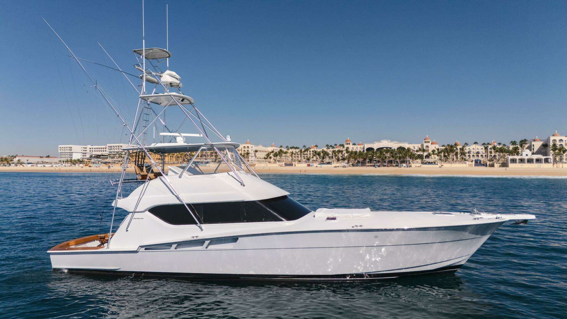 2001 Hatteras 60 Convertible "Sinyorita Salada"