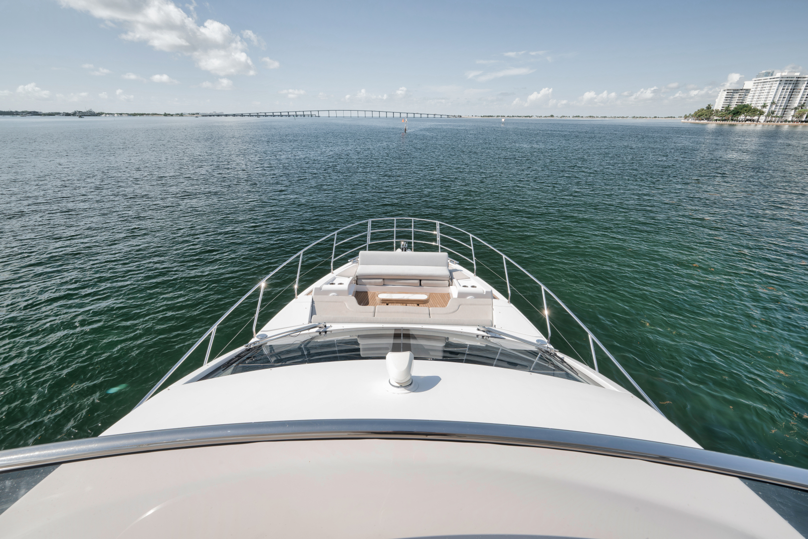 2022 Azimut flybridge