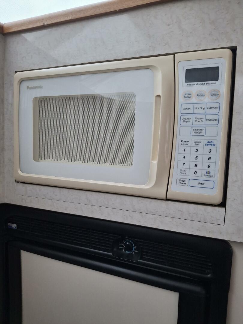 1997 Sea Ray 400 sedan bridge