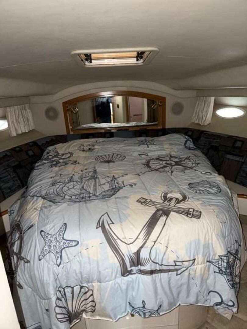 1997 Sea Ray 400 sedan bridge