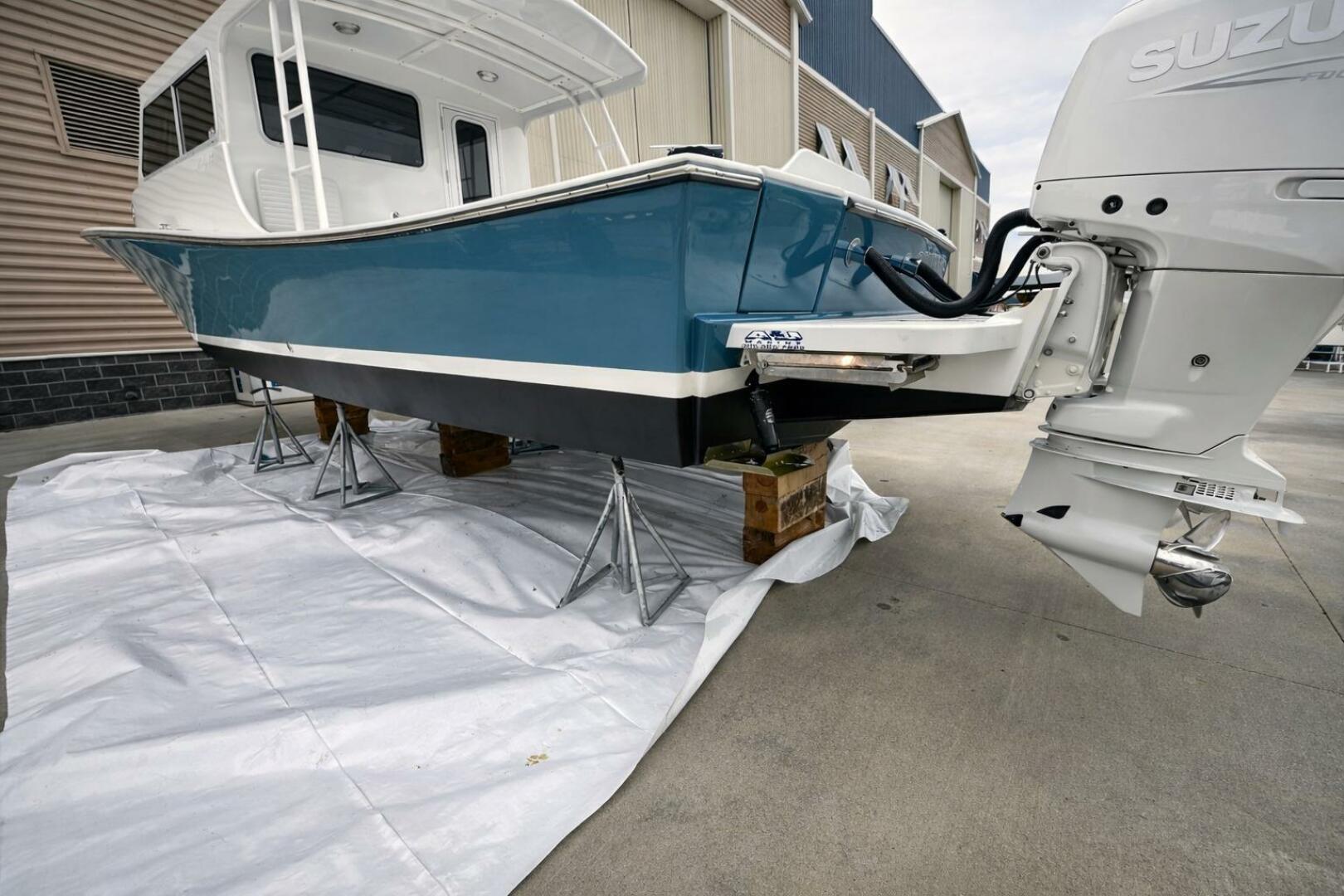 32ft Mabry Yacht For Sale