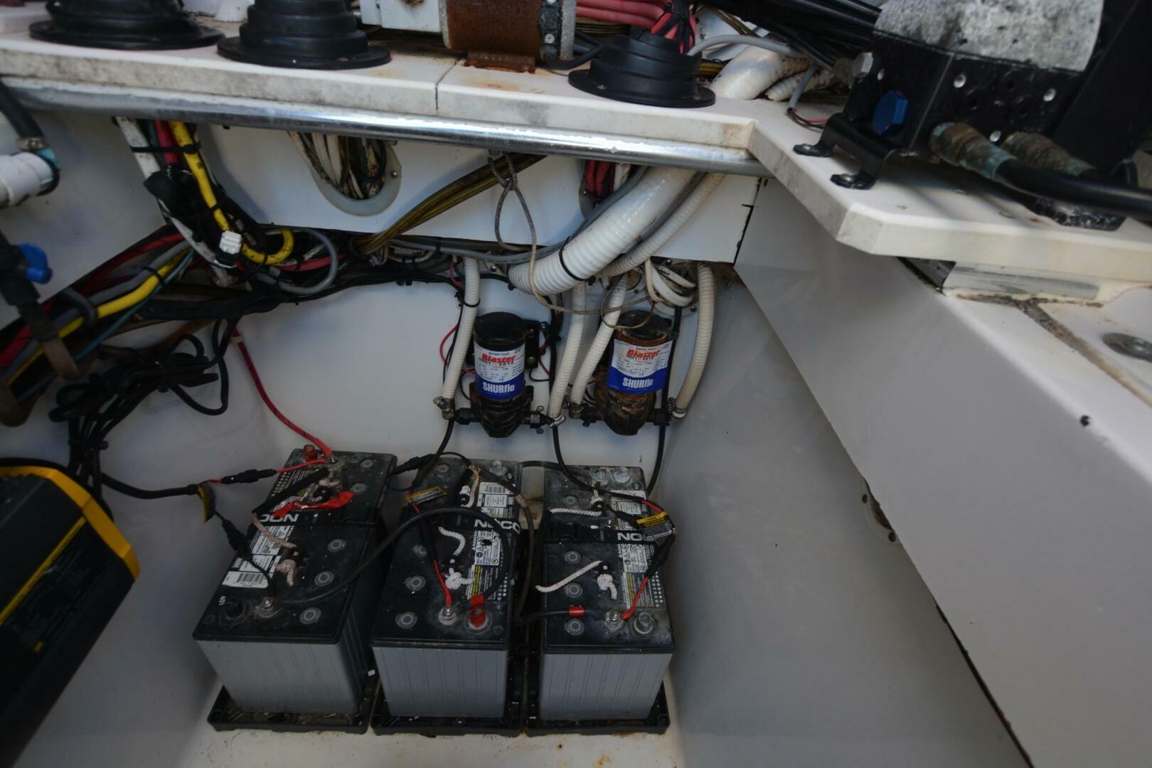 Hot Hooks 33ft Contender Yacht For Sale Hot Hooks 33ft Contender Yacht For Sale