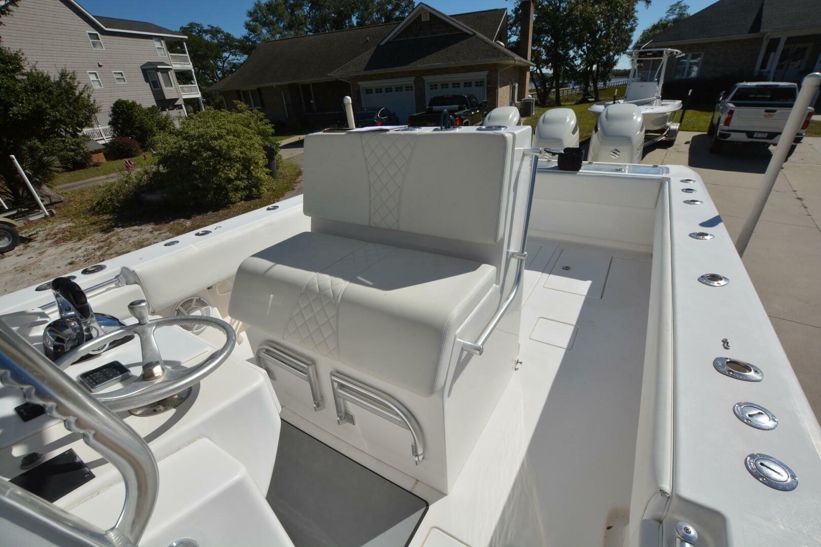 Hot Hooks 33ft Contender Yacht For Sale Hot Hooks 33ft Contender Yacht For Sale