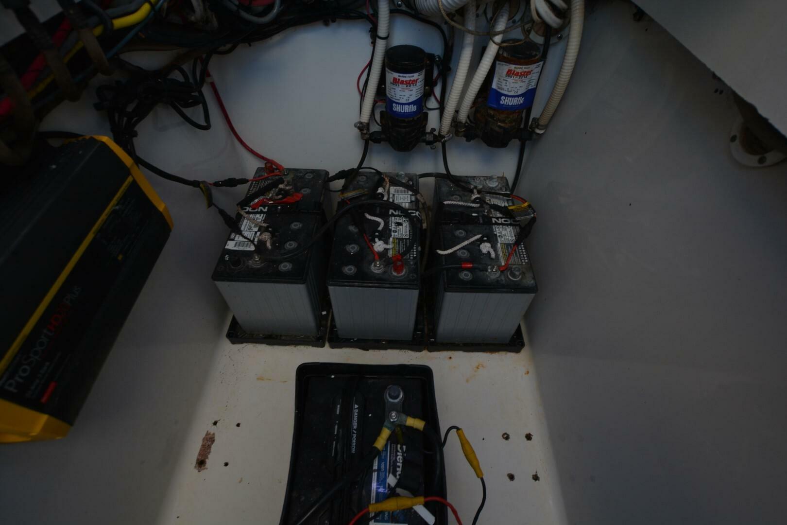 Hot Hooks 33ft Contender Yacht For Sale Hot Hooks 33ft Contender Yacht For Sale