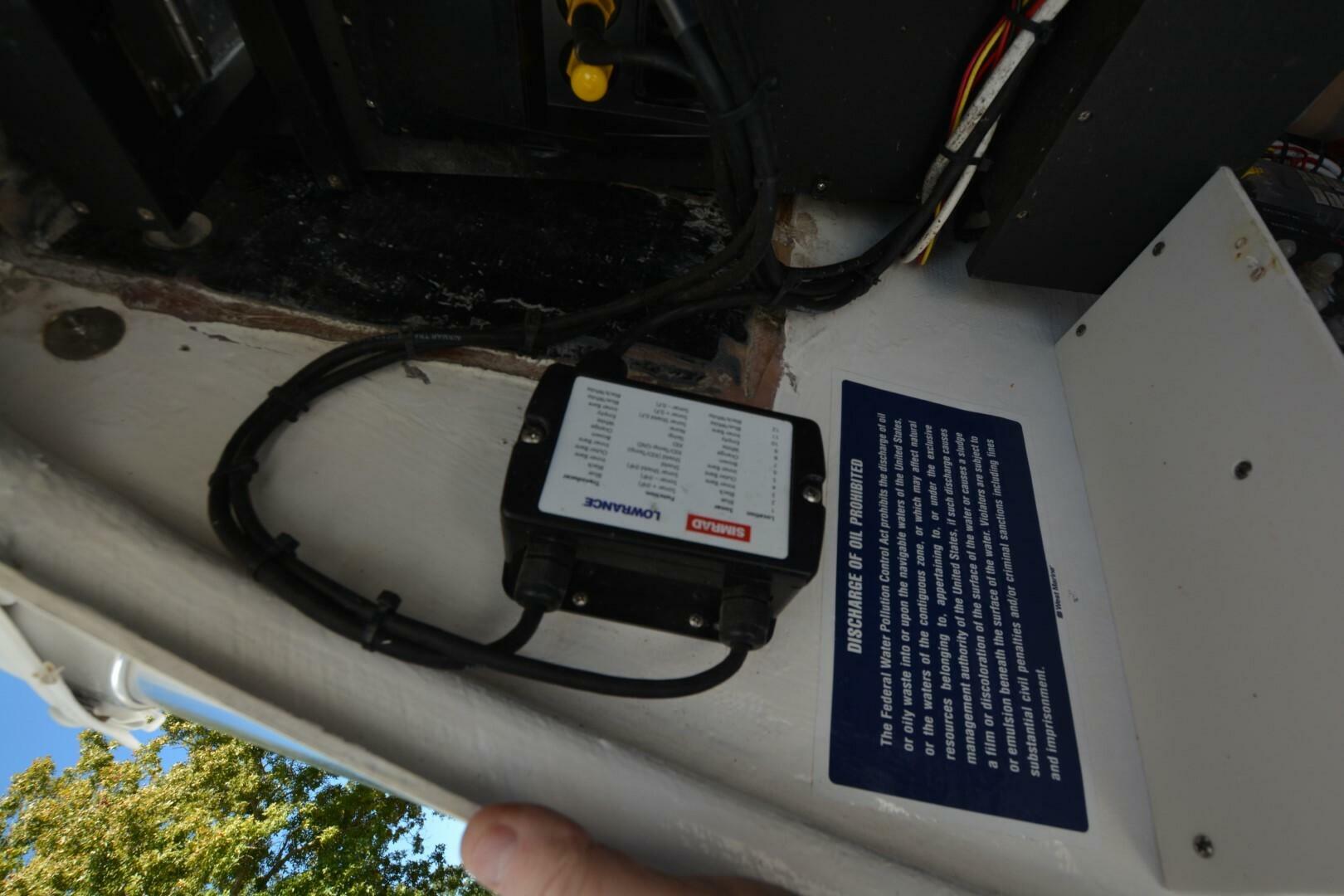 Hot Hooks 33ft Contender Yacht For Sale Hot Hooks 33ft Contender Yacht For Sale