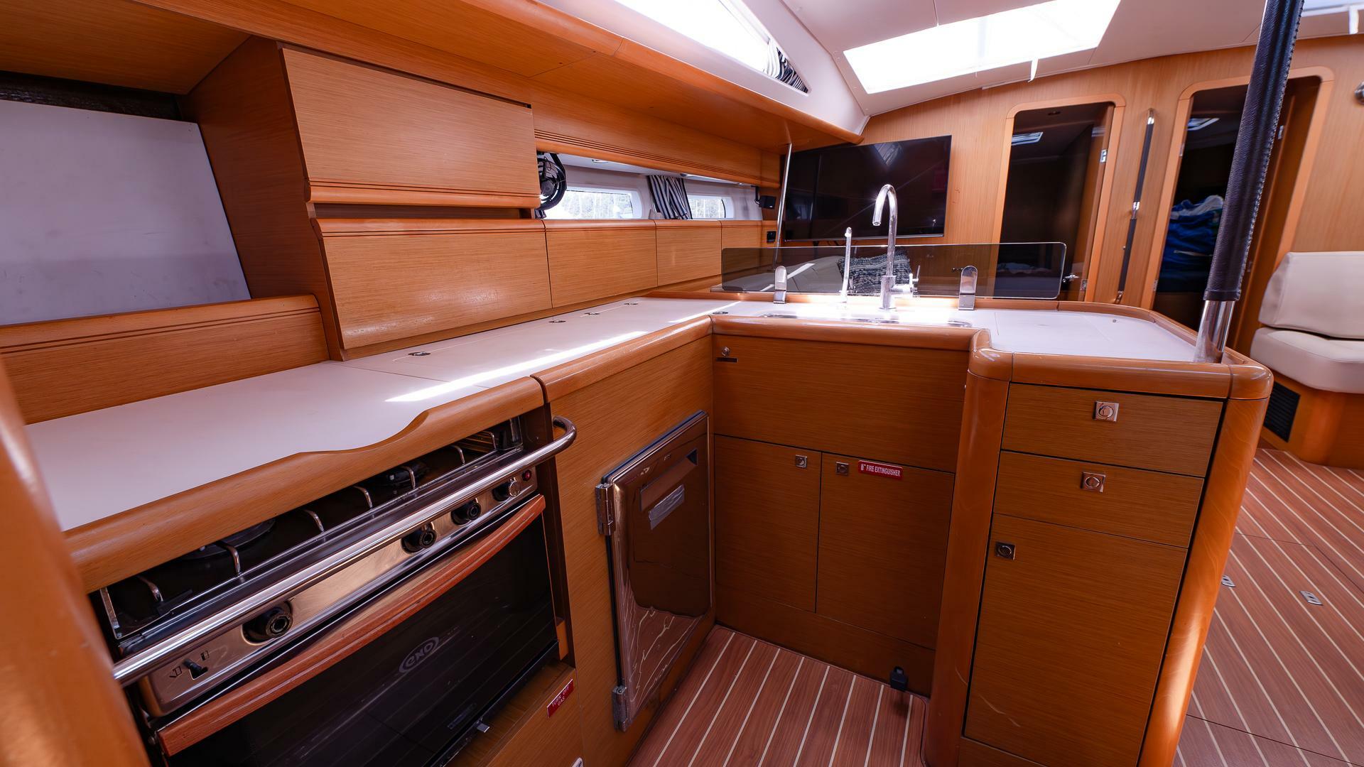 Coopers 52ft Jeanneau Yacht For Sale