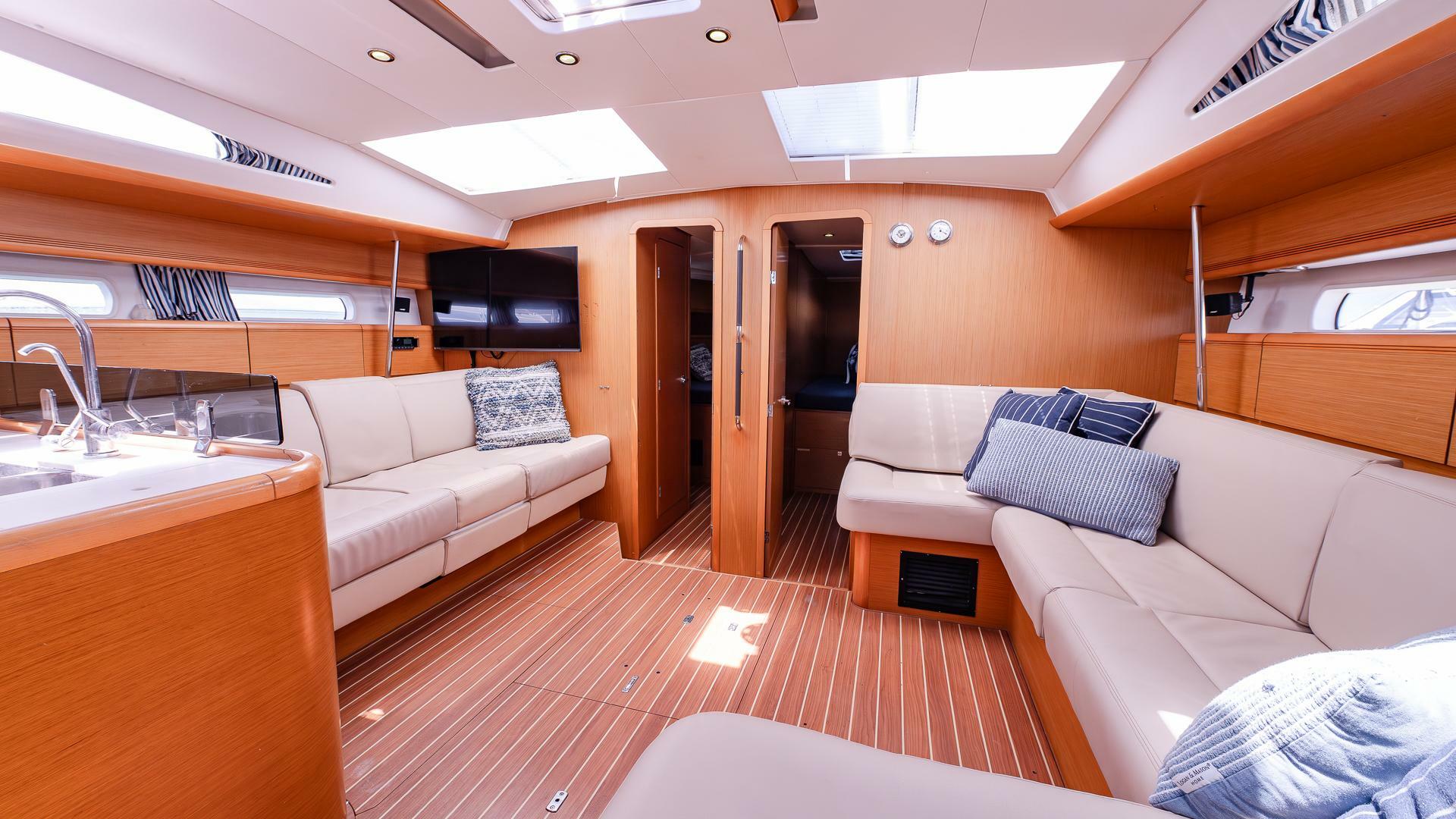 Coopers 52ft Jeanneau Yacht For Sale