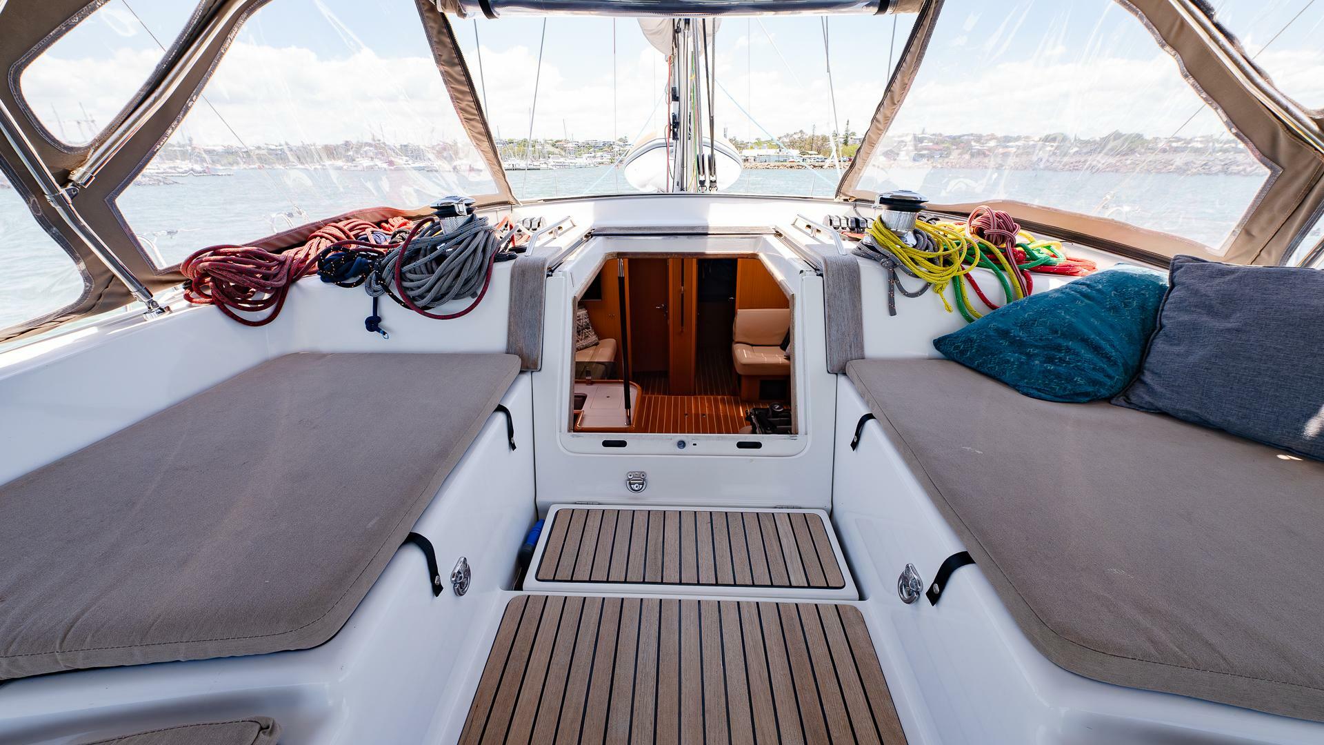 Coopers 52ft Jeanneau Yacht For Sale