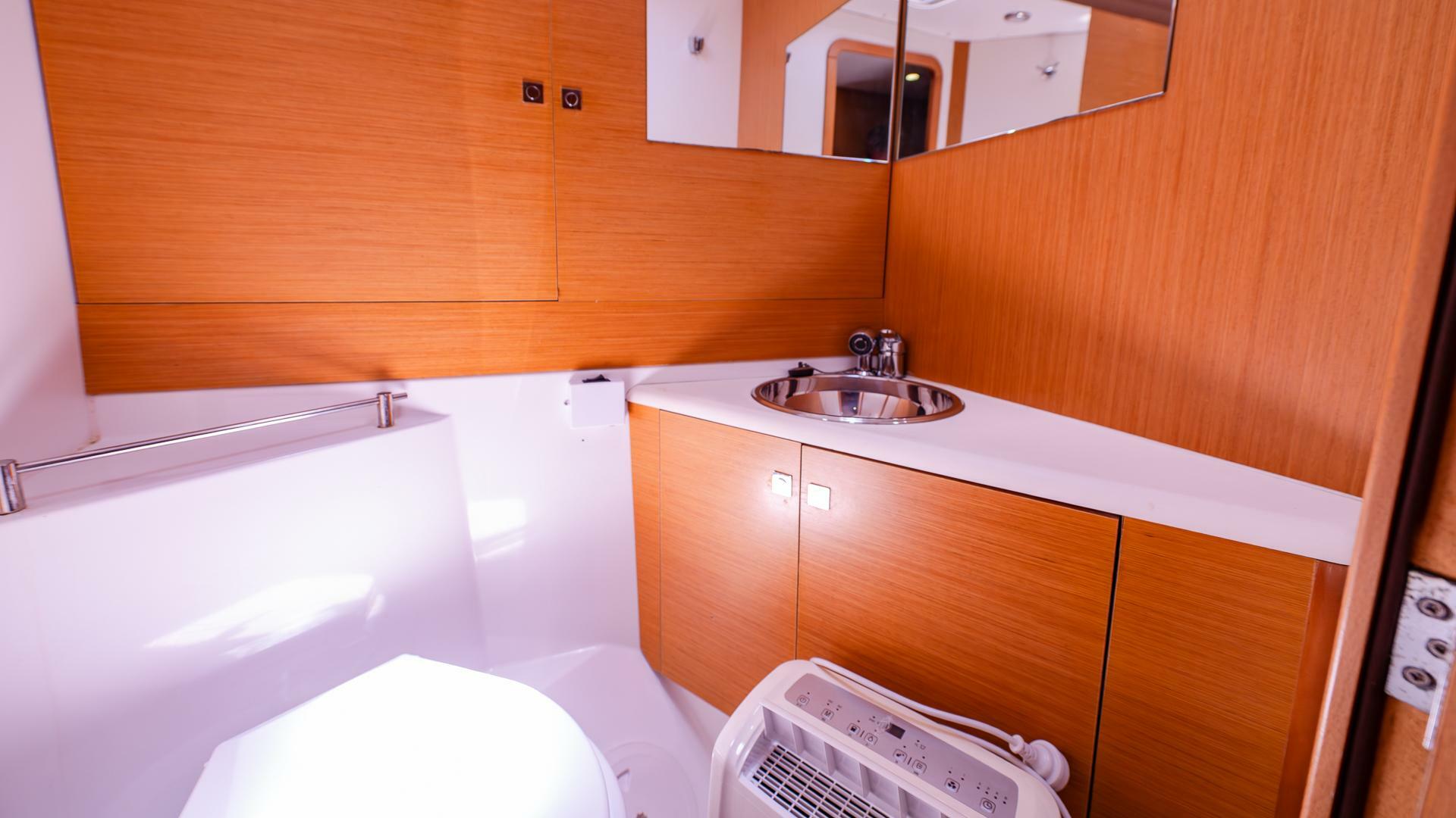 Coopers 52ft Jeanneau Yacht For Sale