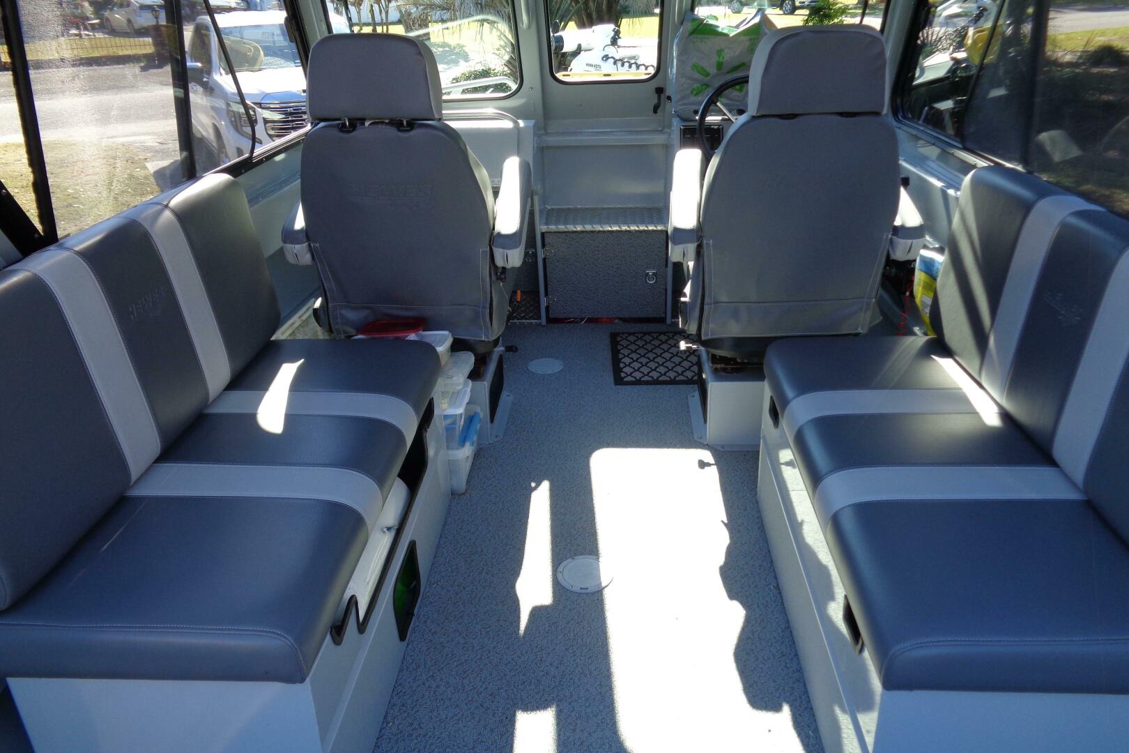 25ft Hewes Yacht For Sale