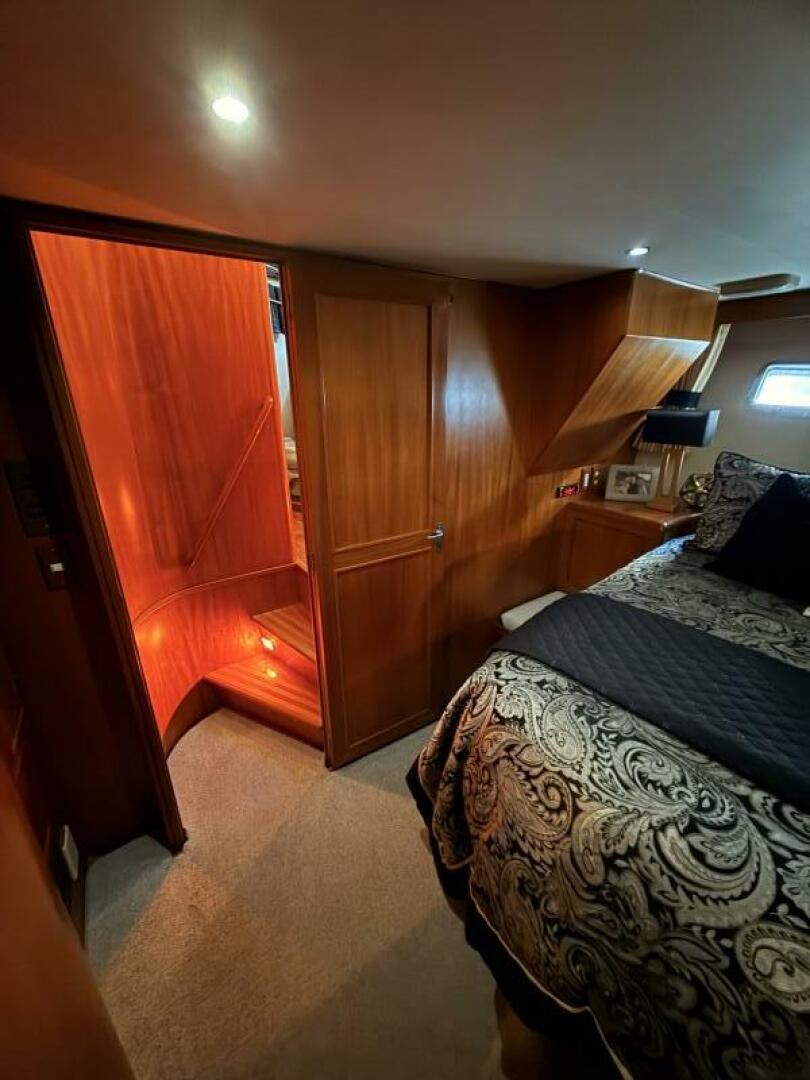 ISLAND GIRL 48ft Ocean Alexander Yacht For Sale